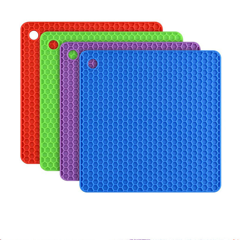 Title 4, Square honeycomb cushion silicone placemat