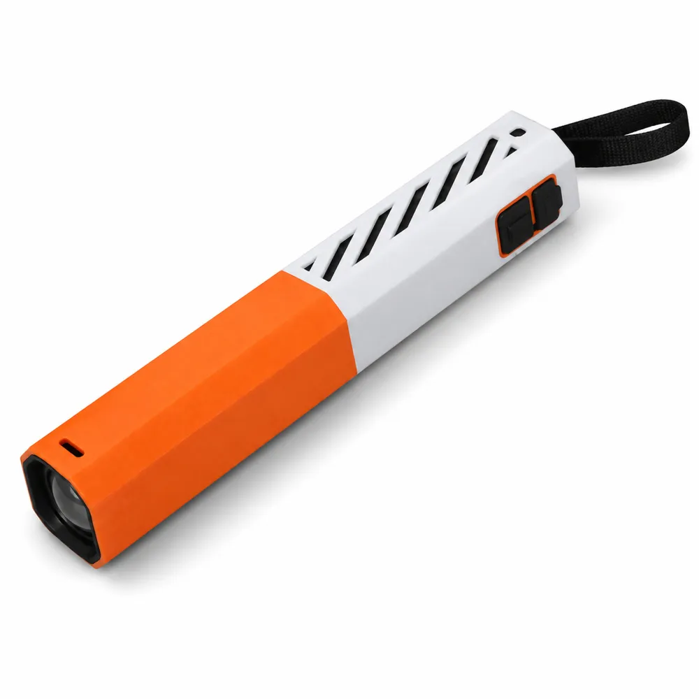 Rechargeable White Laser Zoomable Type C LED Flashlight D89 Black 450LM For Camping Outdoor Emergency
