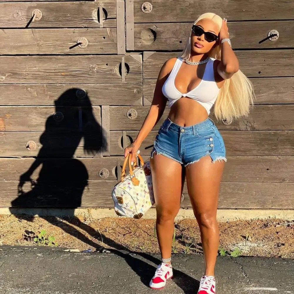 Net Red Sexy Elastic Denim Shorts Women