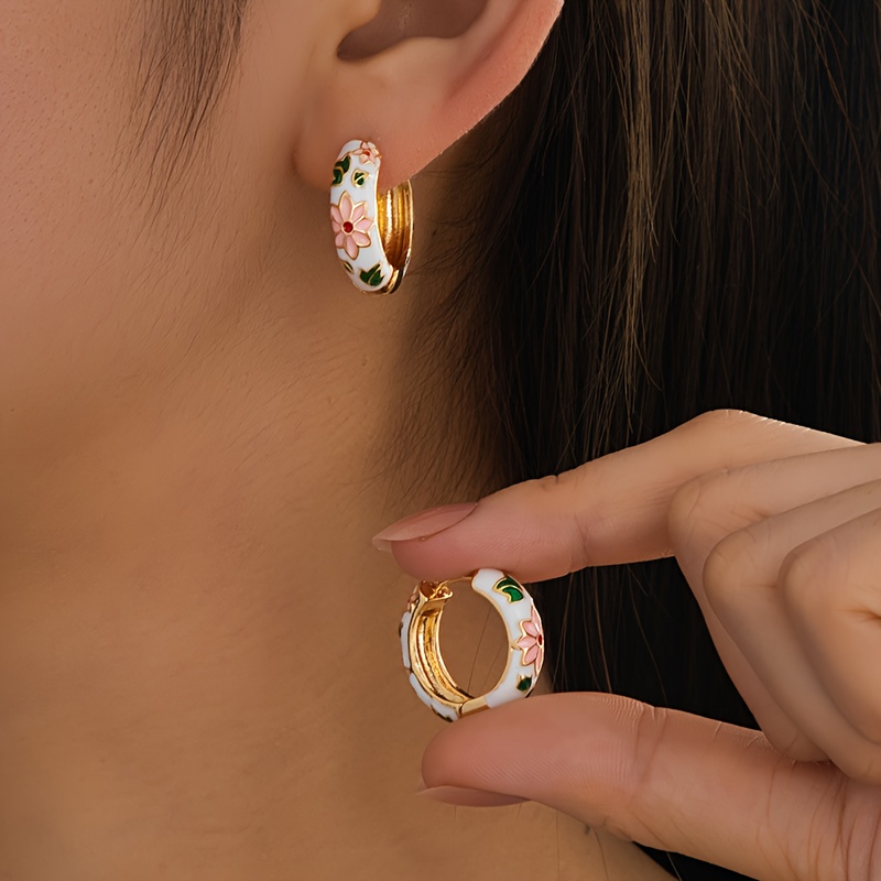 1 Pair Fashion Exquisite Enamel Round Earrings For Women, Daily Commute Wear