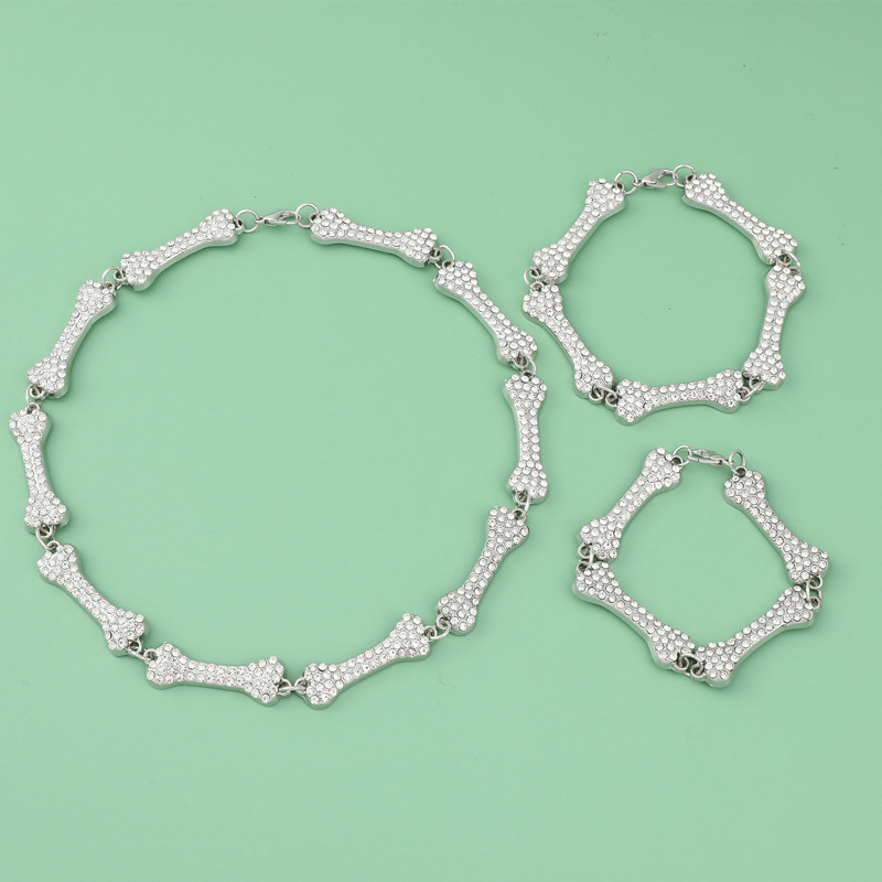 عقد كوبيان بتصميم عظم الهيب هوب للرجال مزين بالألماس