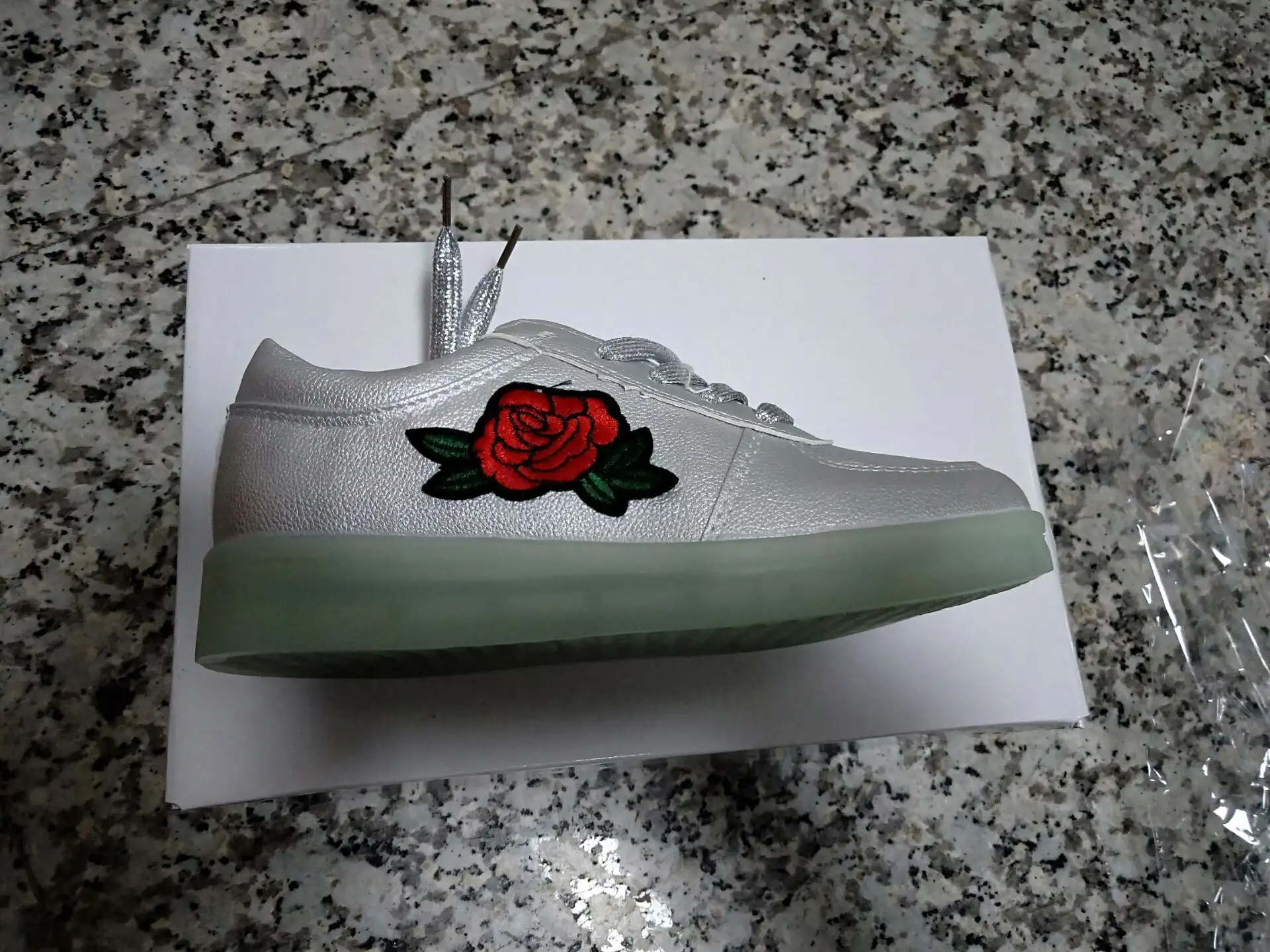 New Colorful Led Luminous Shoes Embroidered Roses Female Usb Charging Shoes