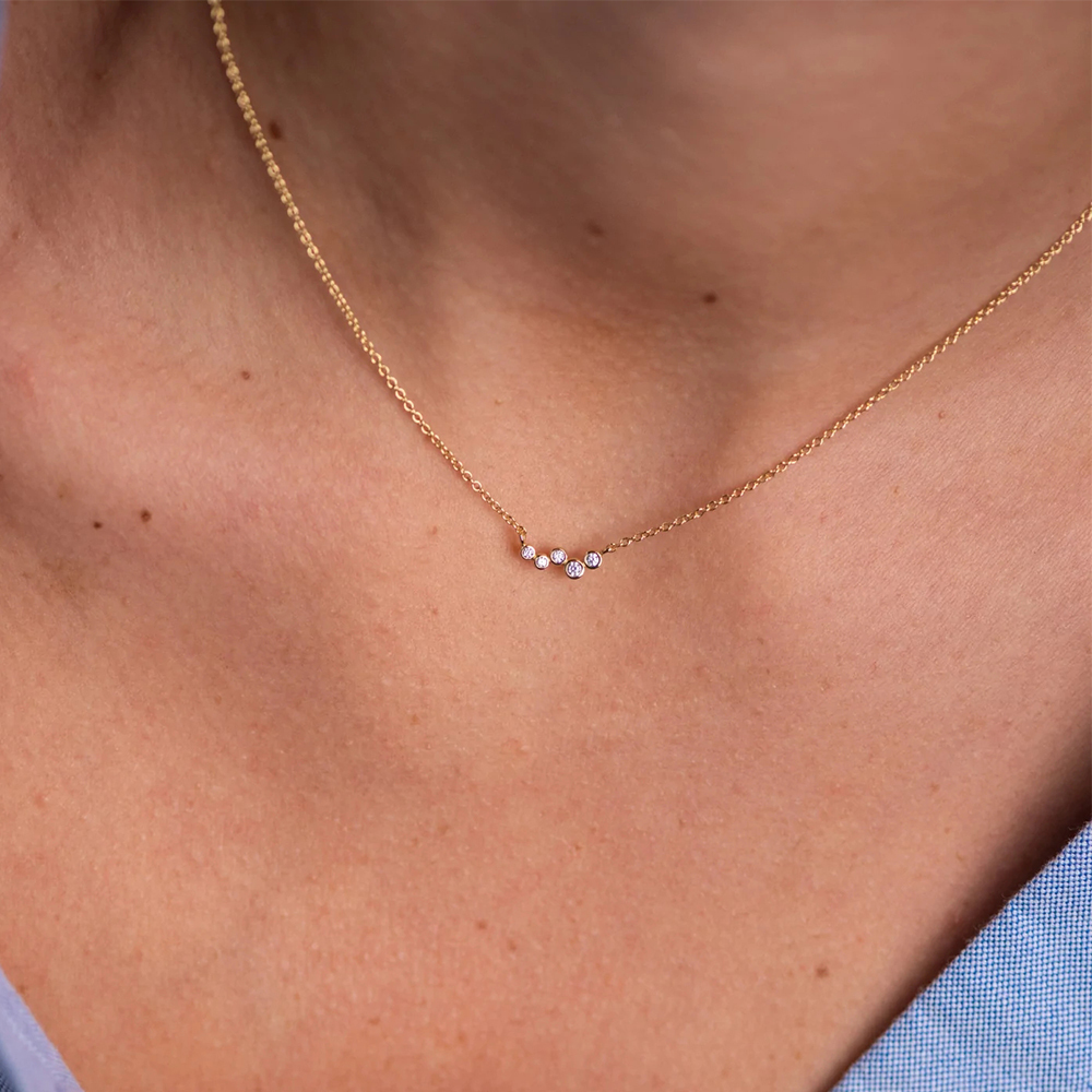 Single Row Diamond Collarbone Necklace