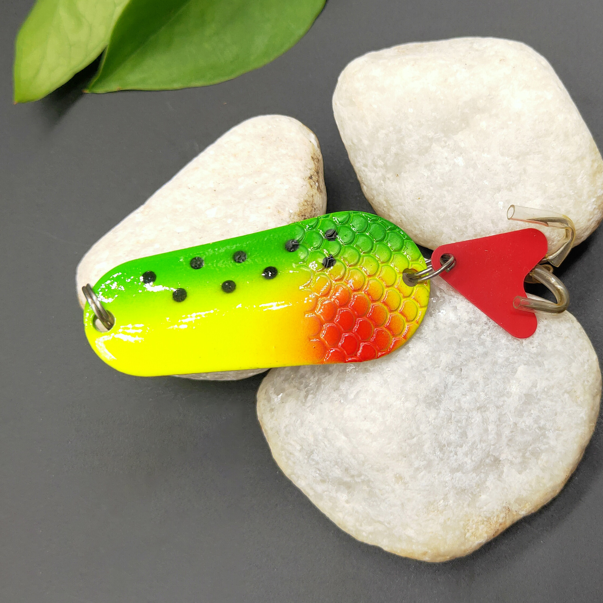 Title 3, Colorful Red Heart Lure Sequin Spoon-shaped Seq...