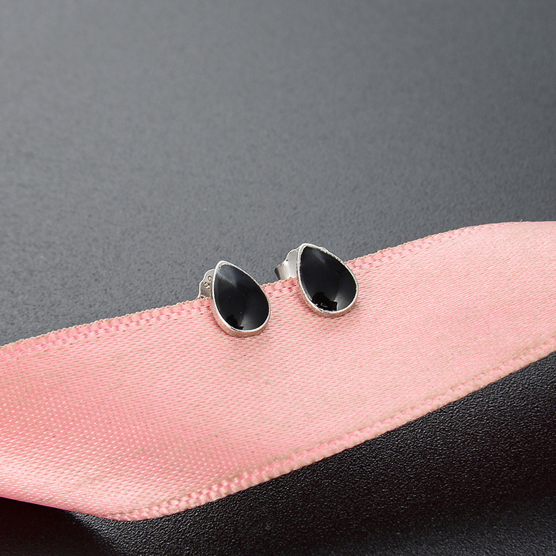 Small  And Oily Personalized Earrings