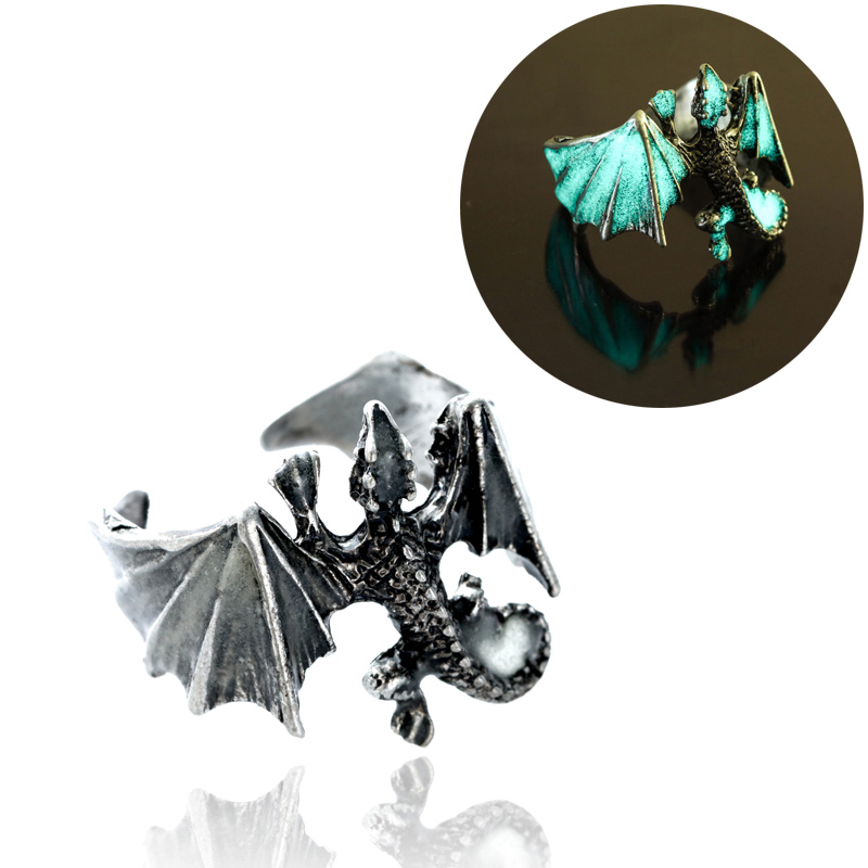 Halloween glow-in-the-dark vintage Lizard Ring