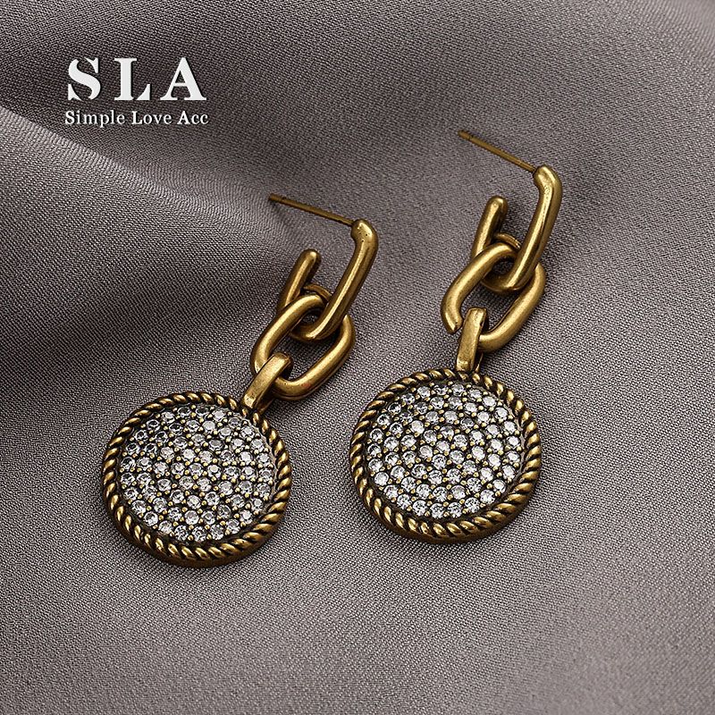New Style Dangle Earrings Inlaid With High-quality Zircon. Retro Aesthetic With Subtle Luxury, It Is A Popular Style This Year.