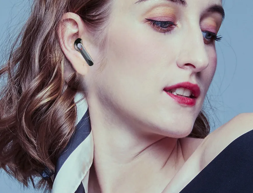 The New Bluetooth Black Tech E-sports Headset – image 5