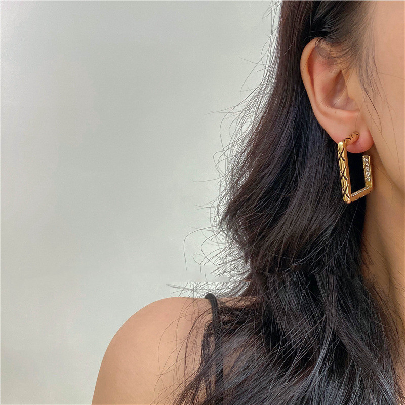 Geometric Rhombus Personality Retro European And American Exaggerated Earrings Women