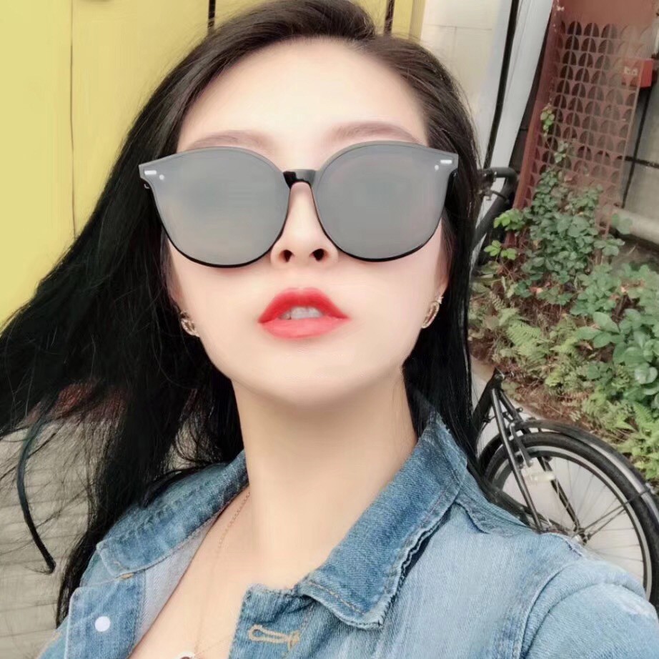 Uv Protective Sunglasses For Both Men And Women - Image 5