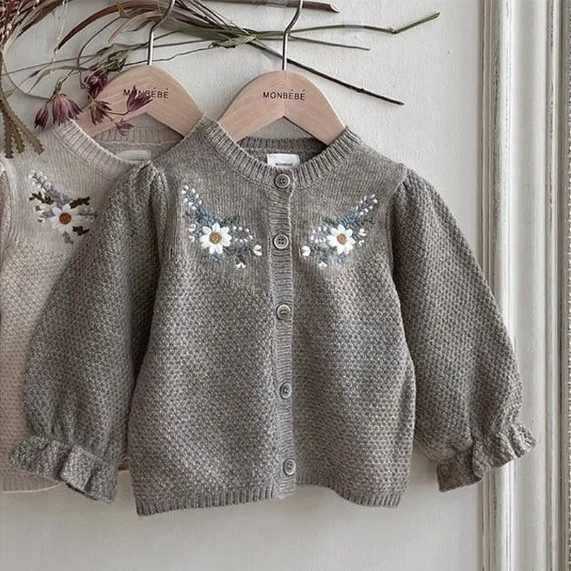 Fashionable Flower Sweater Coat for Babies and Children