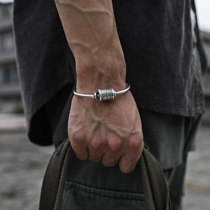 Manual Opening Retro Bracelet With Warp Spinner