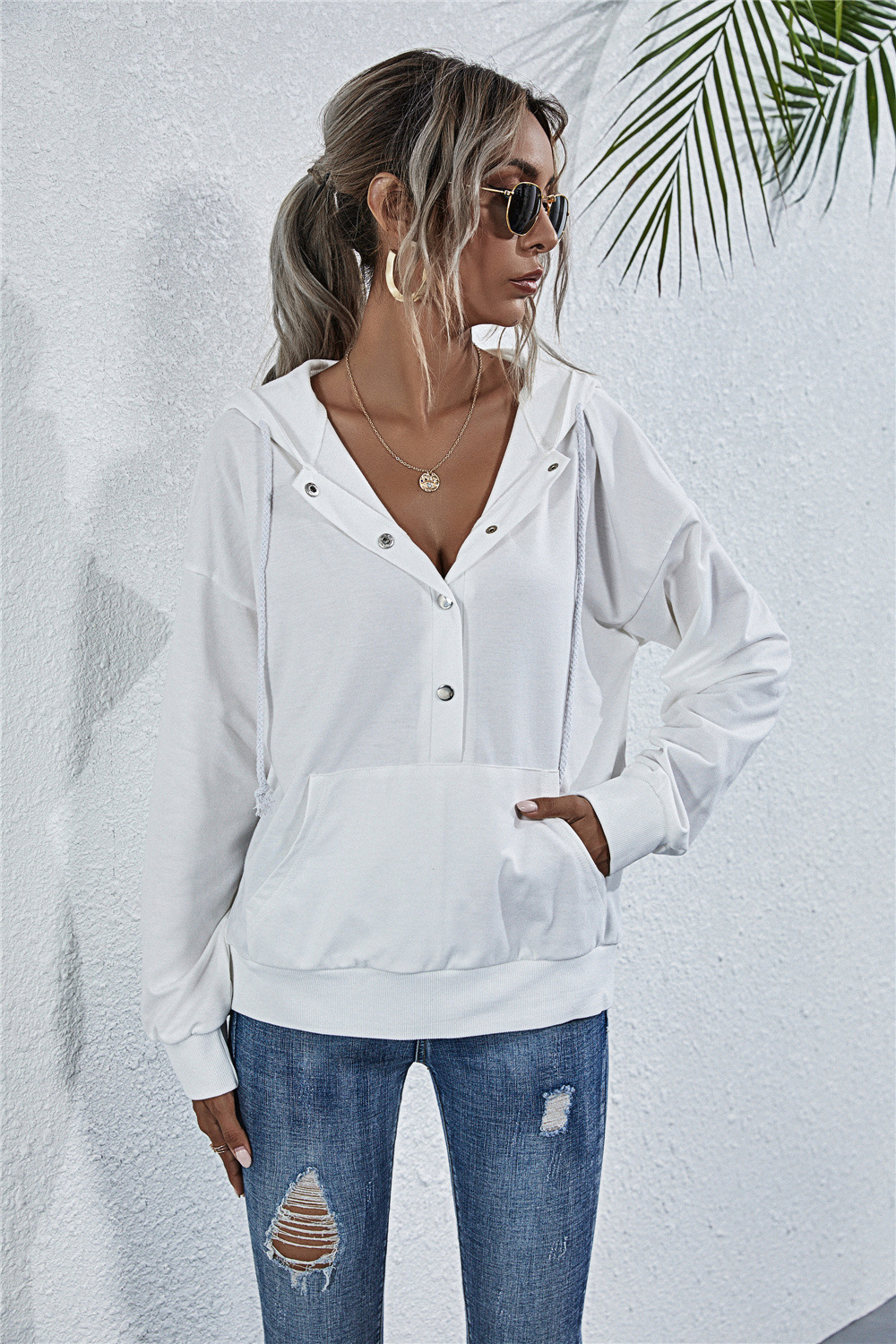 Title 4, Drawstring button pocket loose hoodie