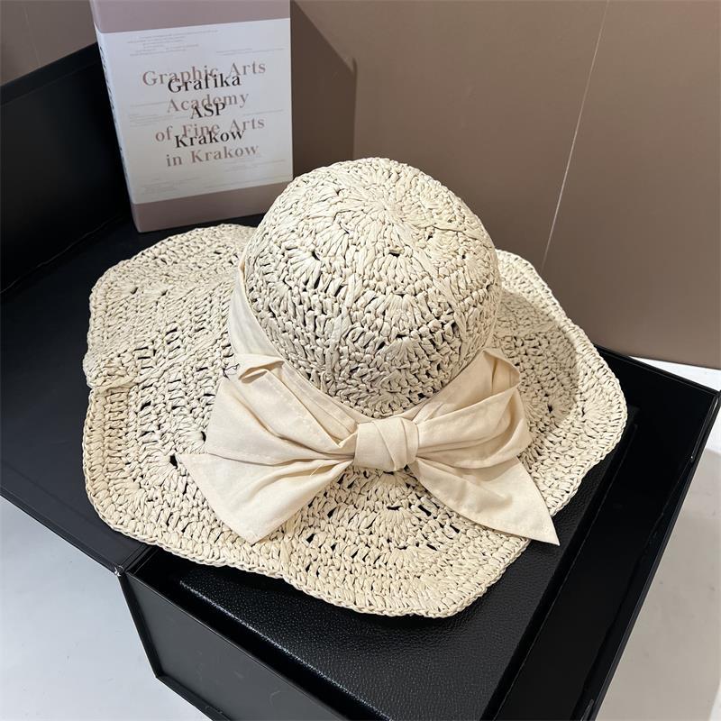 Women's Fashion Temperament Raffia Bow Straw Hat
