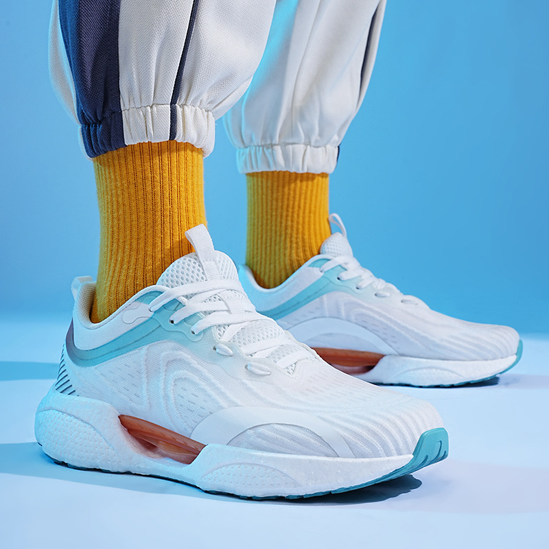 Men's Fashion Anti-Slip Comfortable Mesh Sneakers