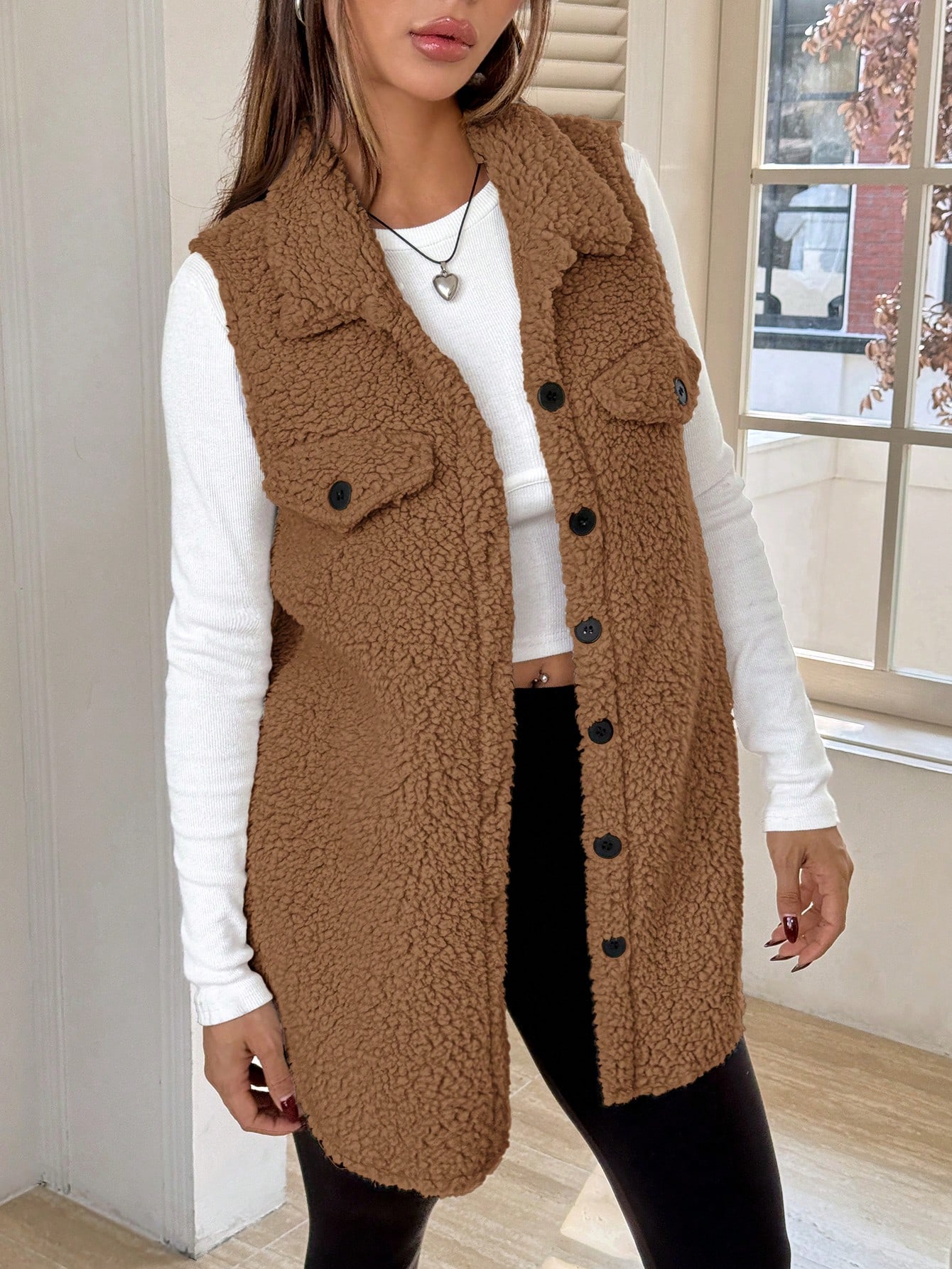 Suitable For Winter Flip Detail Teddy Vest, Simple And Fashionable