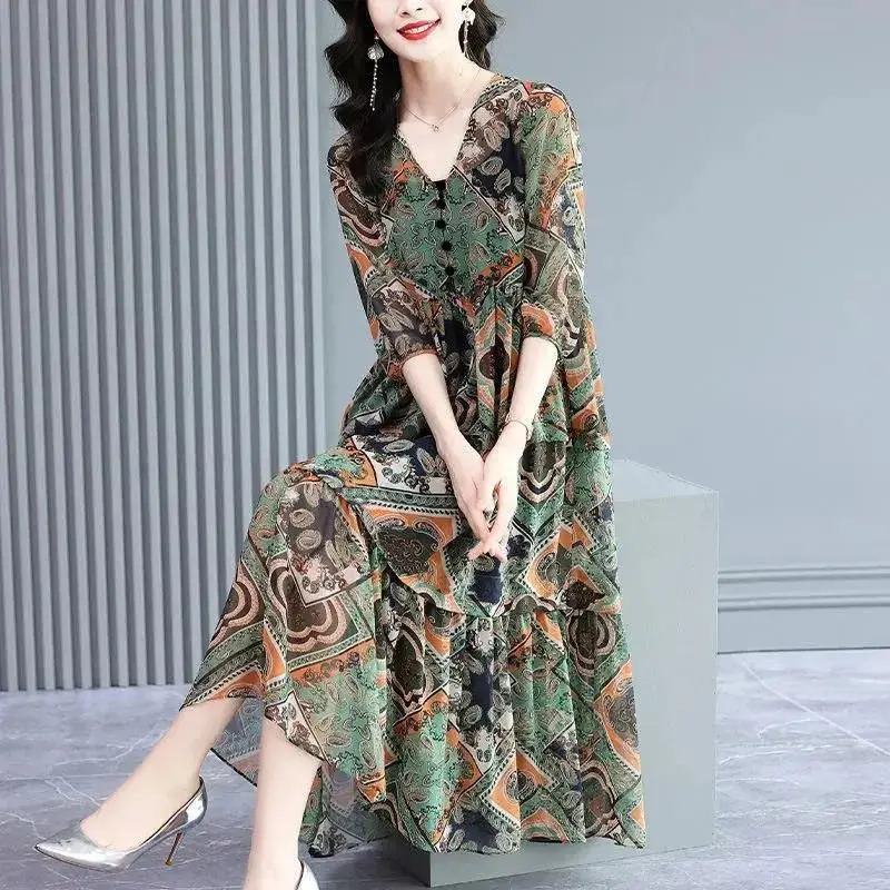 Elegant Slimming Silk Hong Kong Style Vintage Print Skirt