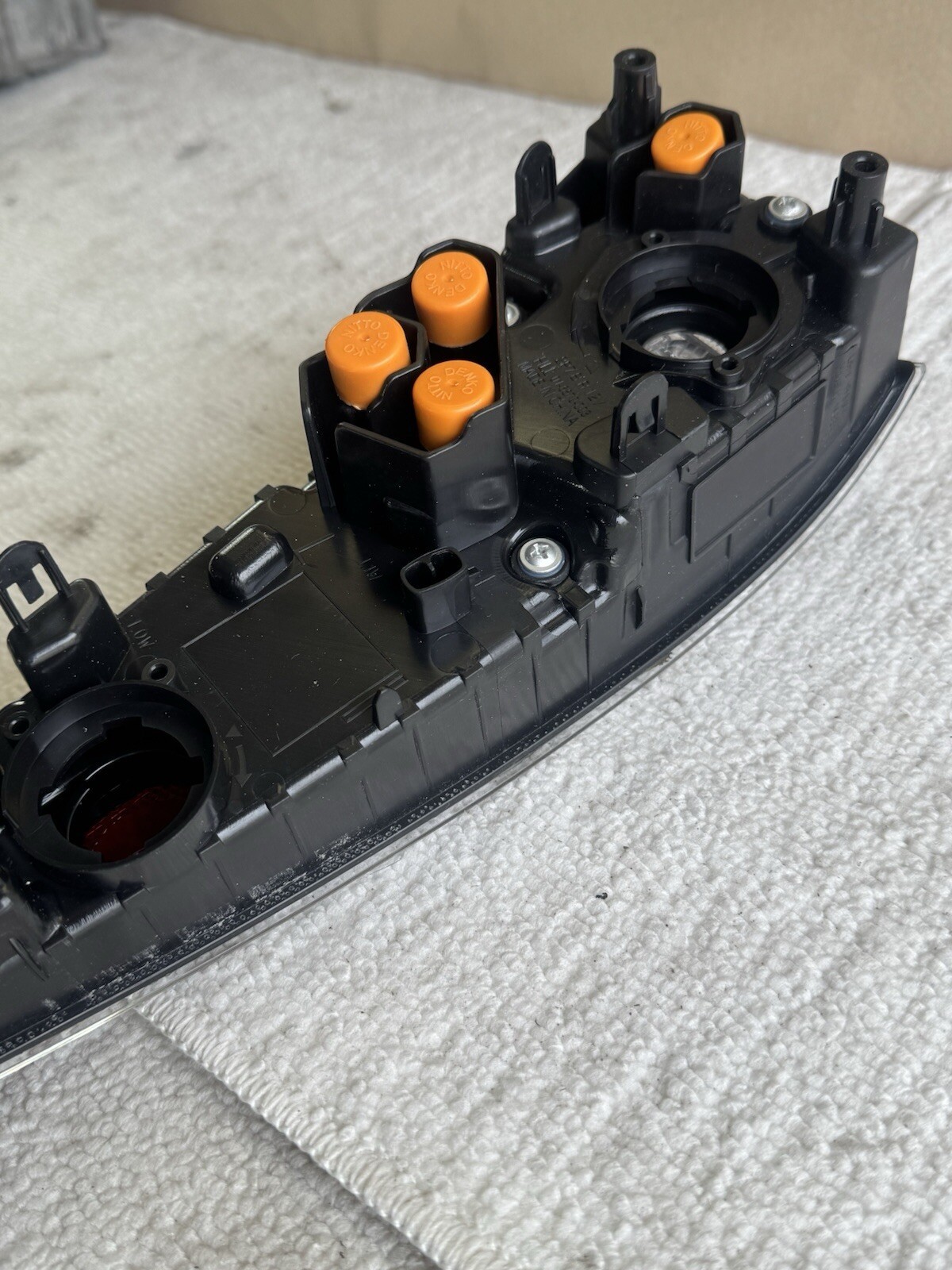 Passenger Side Left Rear Bottom Bumper Light For Toyota Prius — image 2