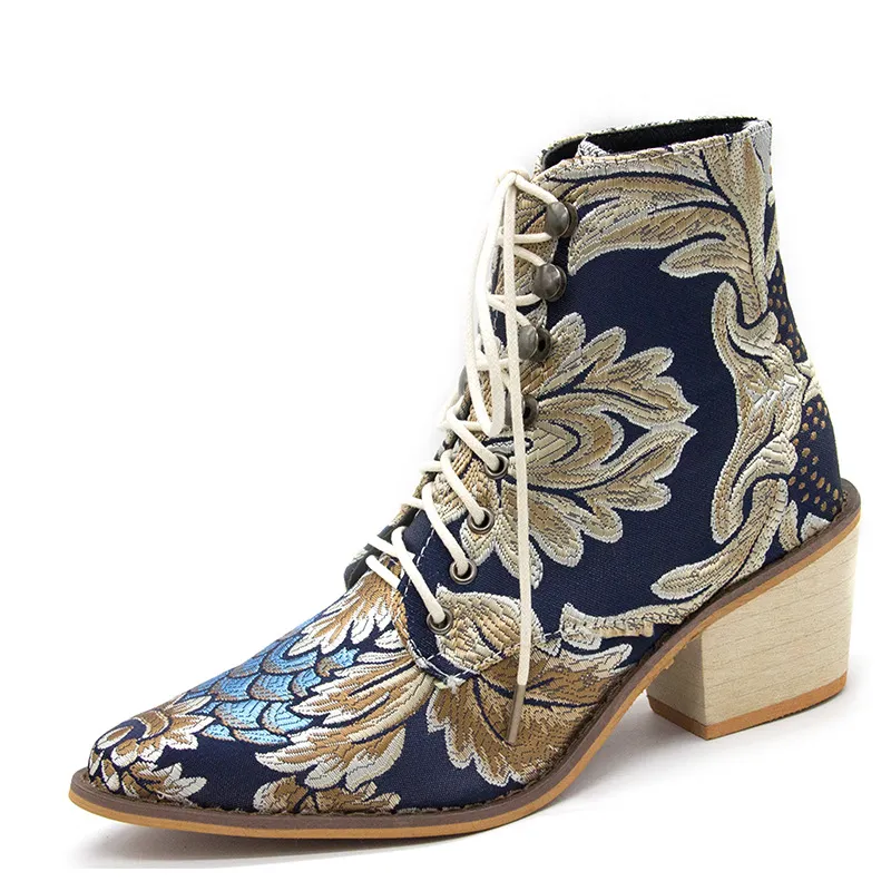 Ethnic Style Pointed Thick Heel Lace Embroidered Short Boots Women - Blue