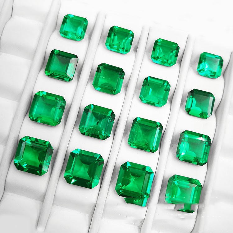 Synthetic Emerald Small Octagonal Bare Stone — foto 3