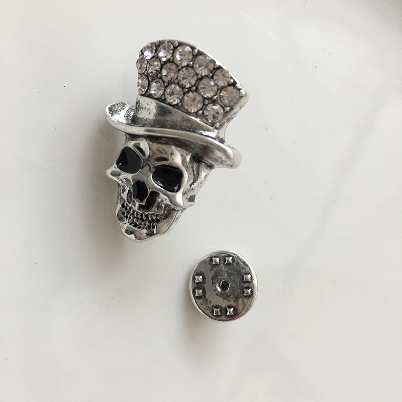 Halloween skull brooch punk (silver)