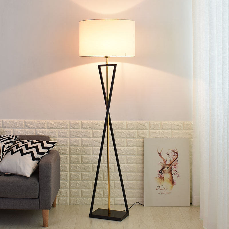 Living Room Floor Lamp Simple Sofa Vertical Table — foto 17