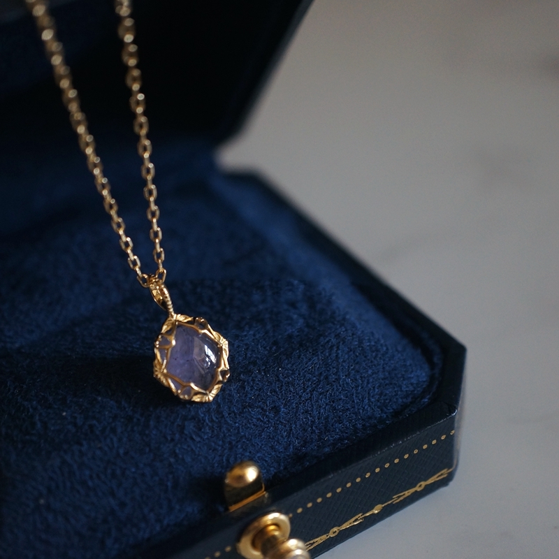 Natural Amethyst Pull Feldspar Inlaid With 925 Silver Gold Plated Chain