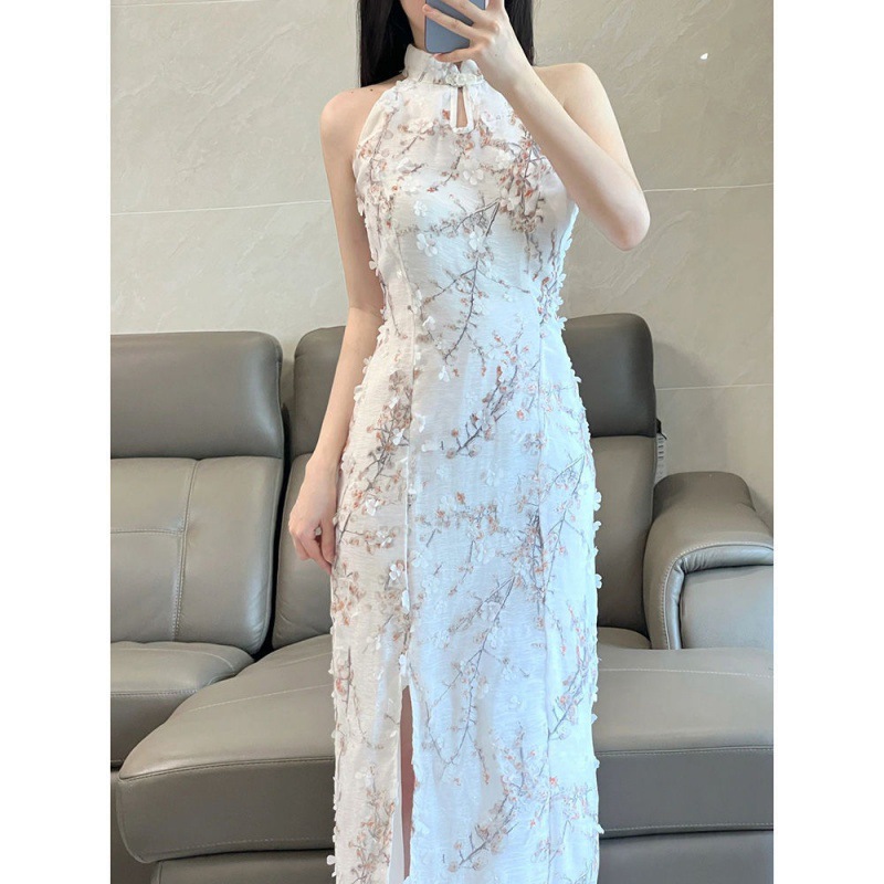 Women's Fashion Simple Hanging Neck Crushed Chiffon Dress