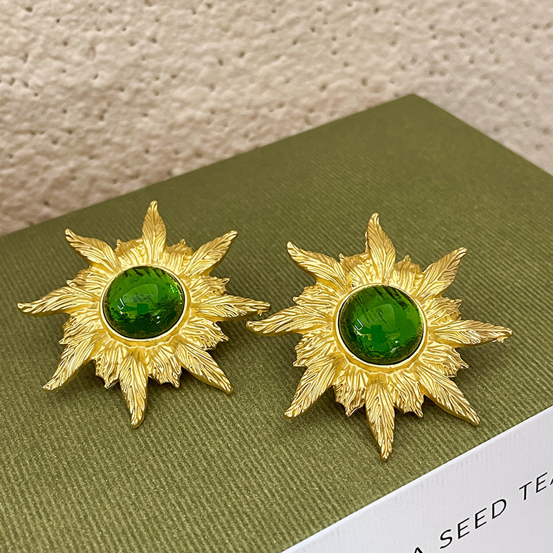 Title 9, Retro Debutante Style Green Ear Studs Earrings