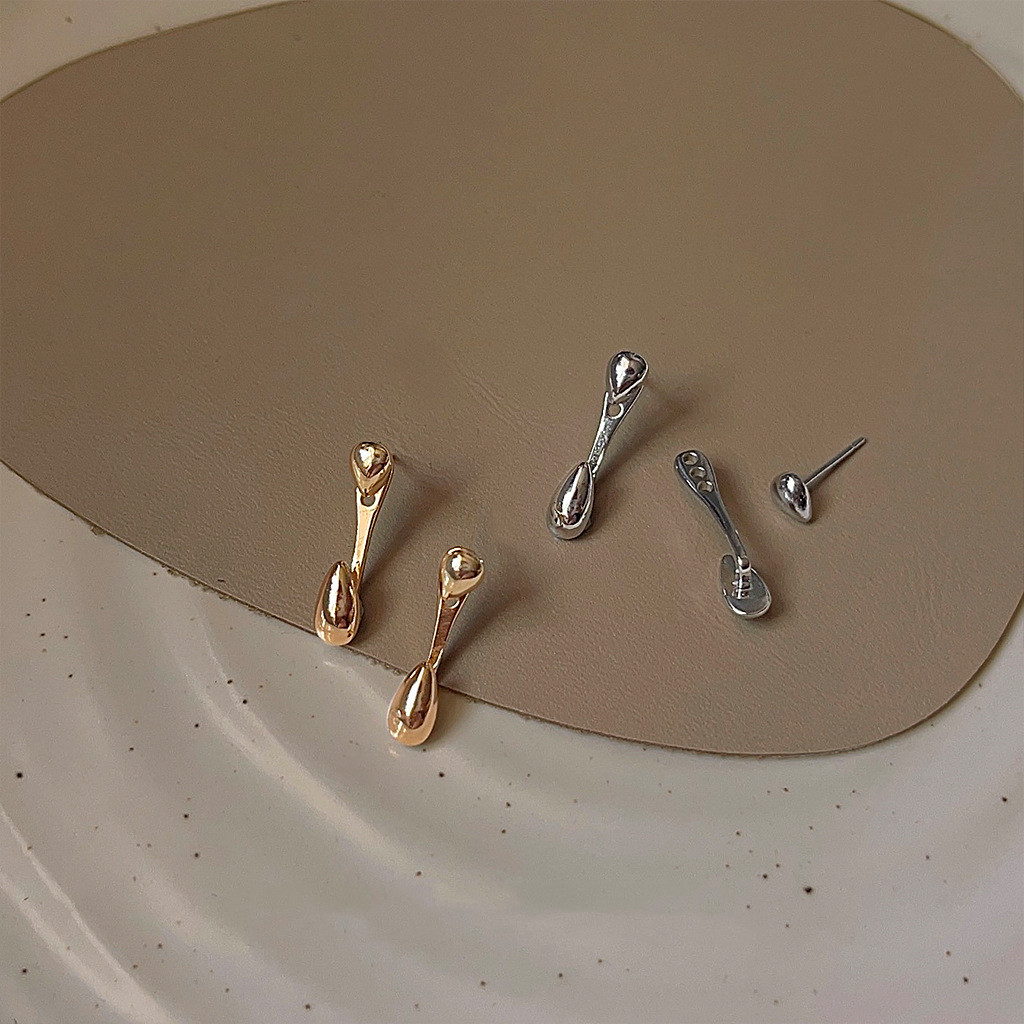 Women's Fashion Temperament Silver Ear Studs Water Drop Ear Studs