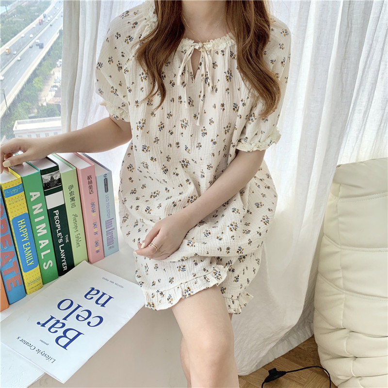 Title 1, Women Sweet Lace Floral Short Sleeve Pajamas