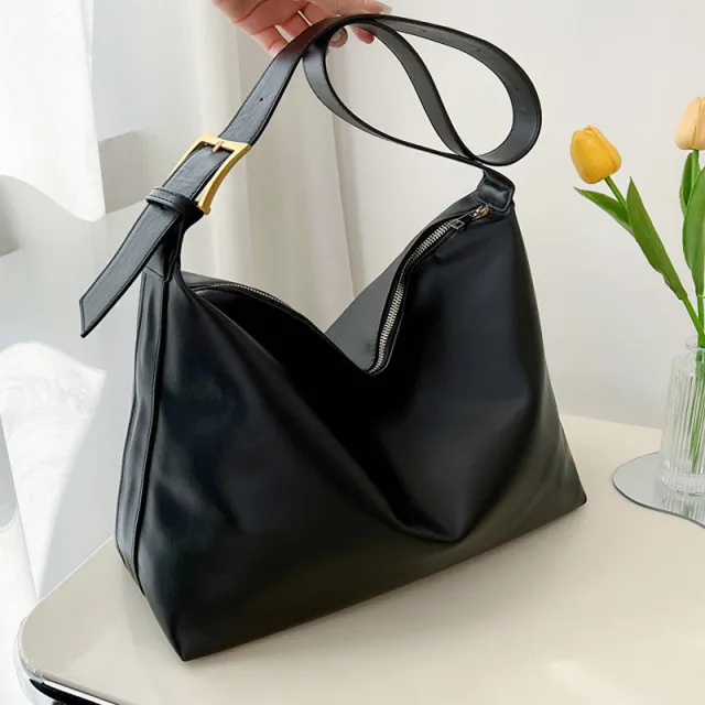 Large capacity Shoulder Bag Women's Underarm Bag Retro Texture Totes Bag Fashion Casual Commuter Bags Black - Shop at LoveMi