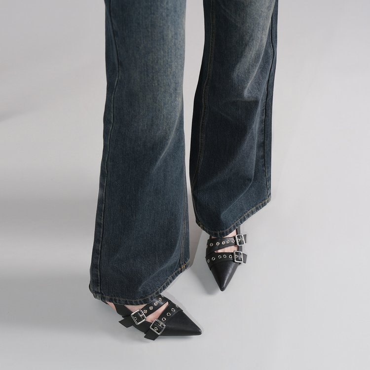 Pointed Toe Wedge Mules