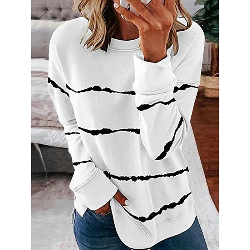 Printed Round Neck Long-Sleeved T-Shirt