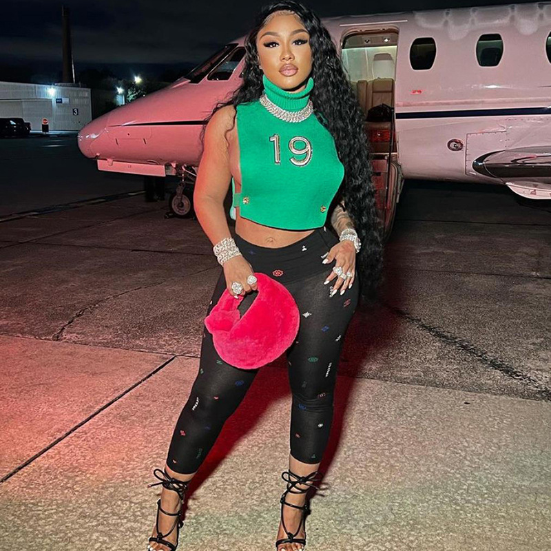 Women's New Fashion Embroidered Hollow Loose Pullover Top