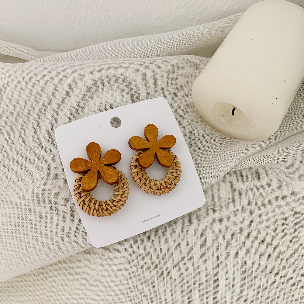 Rattan Flower Earrings Exaggerated Temperament Long Woven Earrings Earrings