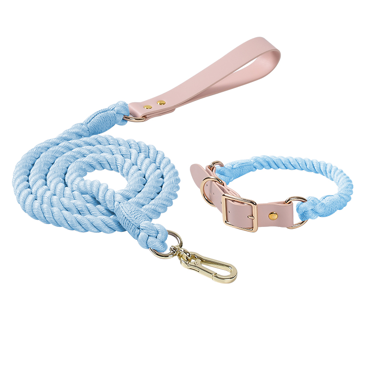 Towing rope collar