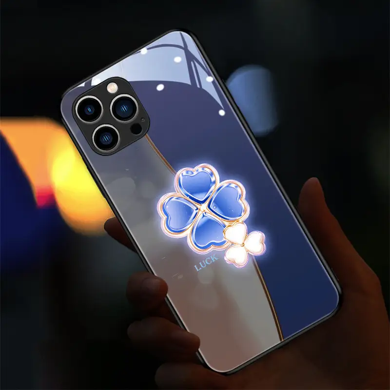 Glow To Light  Fourleaf Grass Phone Case