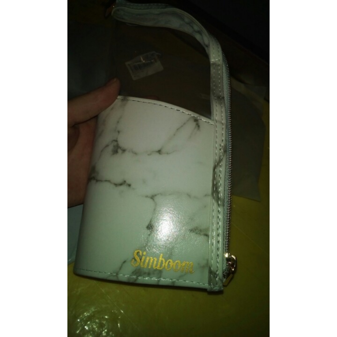 Marble Cosmetics Storage Bag 3