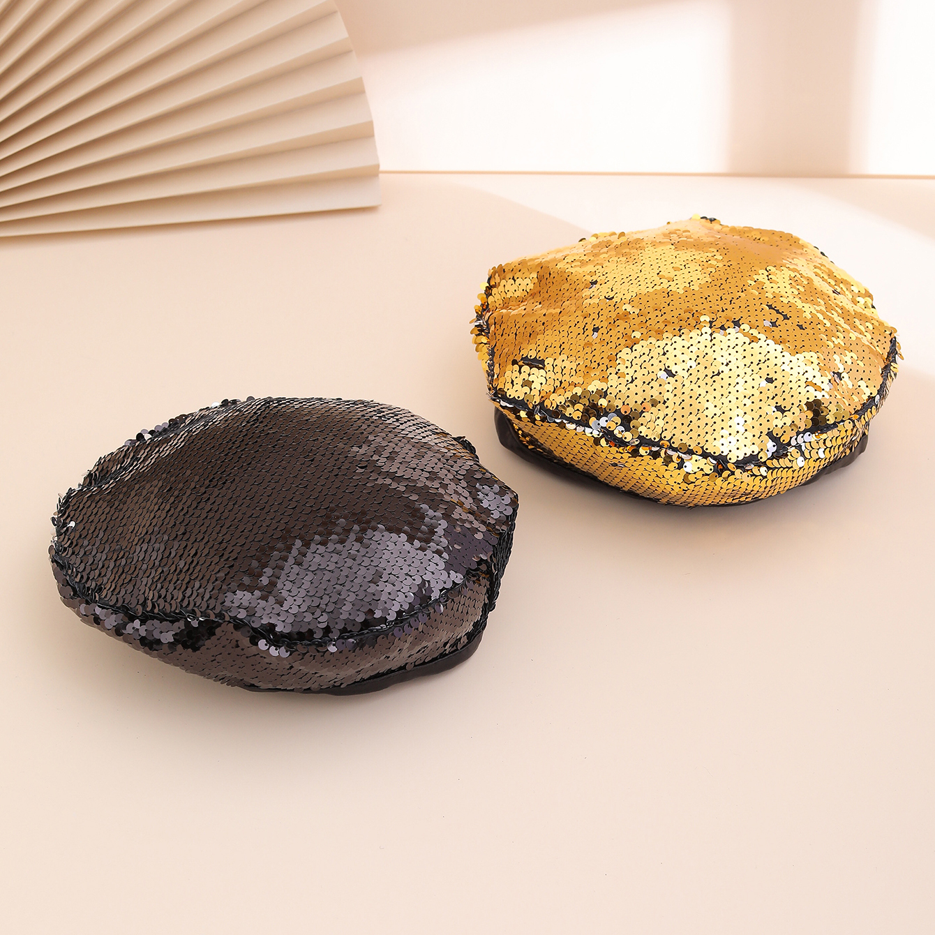 European And American Trendy Fashion Small Sequin Beret For Outdoor Outings, Suitable For All Occasions, Versatile For Painting And Photography.