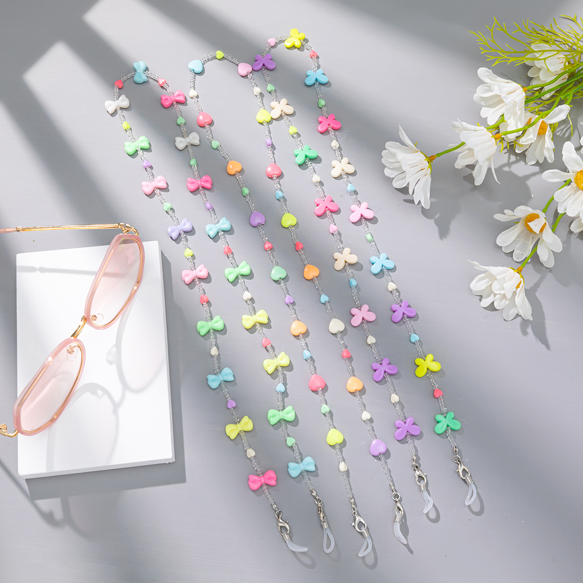 Candy-colored Acrylic Pearl Eye Pendant Chain, Butterfly Five-pointed Star Heart Neck Pendant Glasses Chain - Image 4
