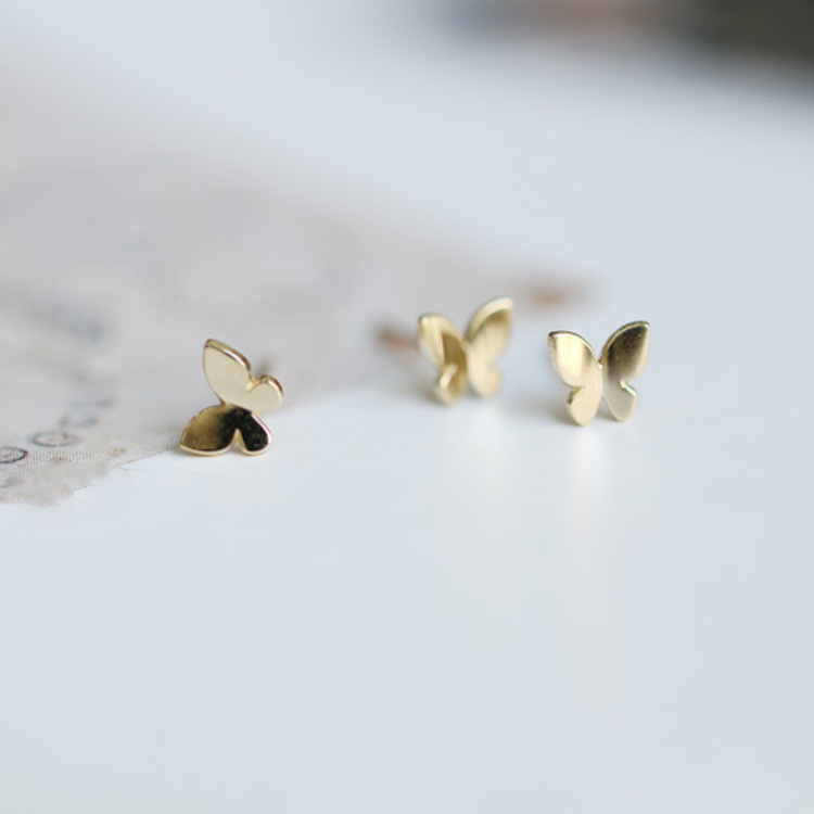 Shiny Glossy Butterfly Small Earrings Korean Version
