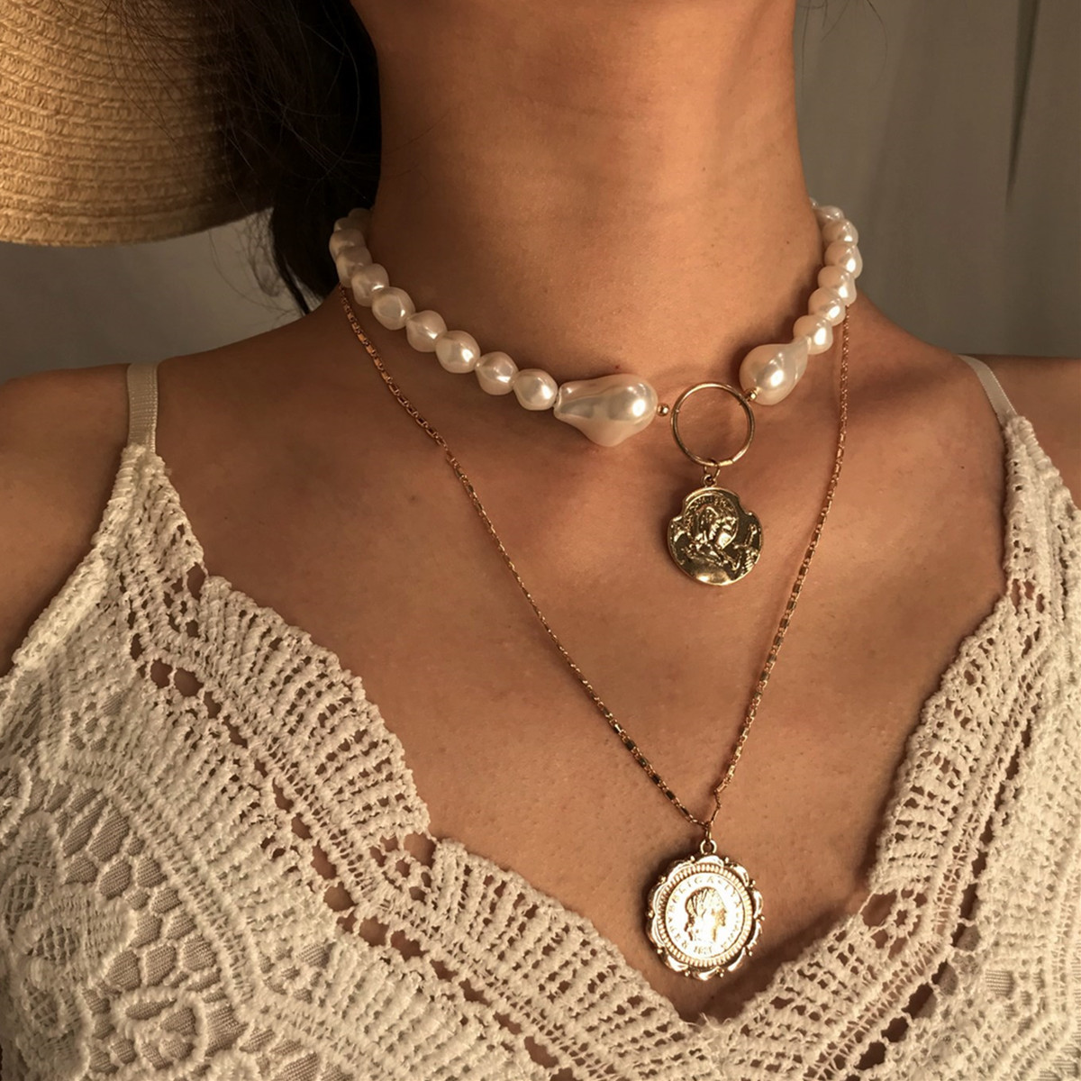 Metallic Sun Pearl Necklace Female Niche Design Sense