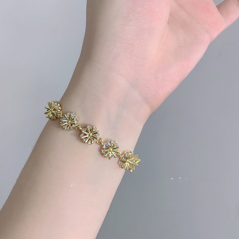 Super Drawn Diamond Flower Bracelet Summer