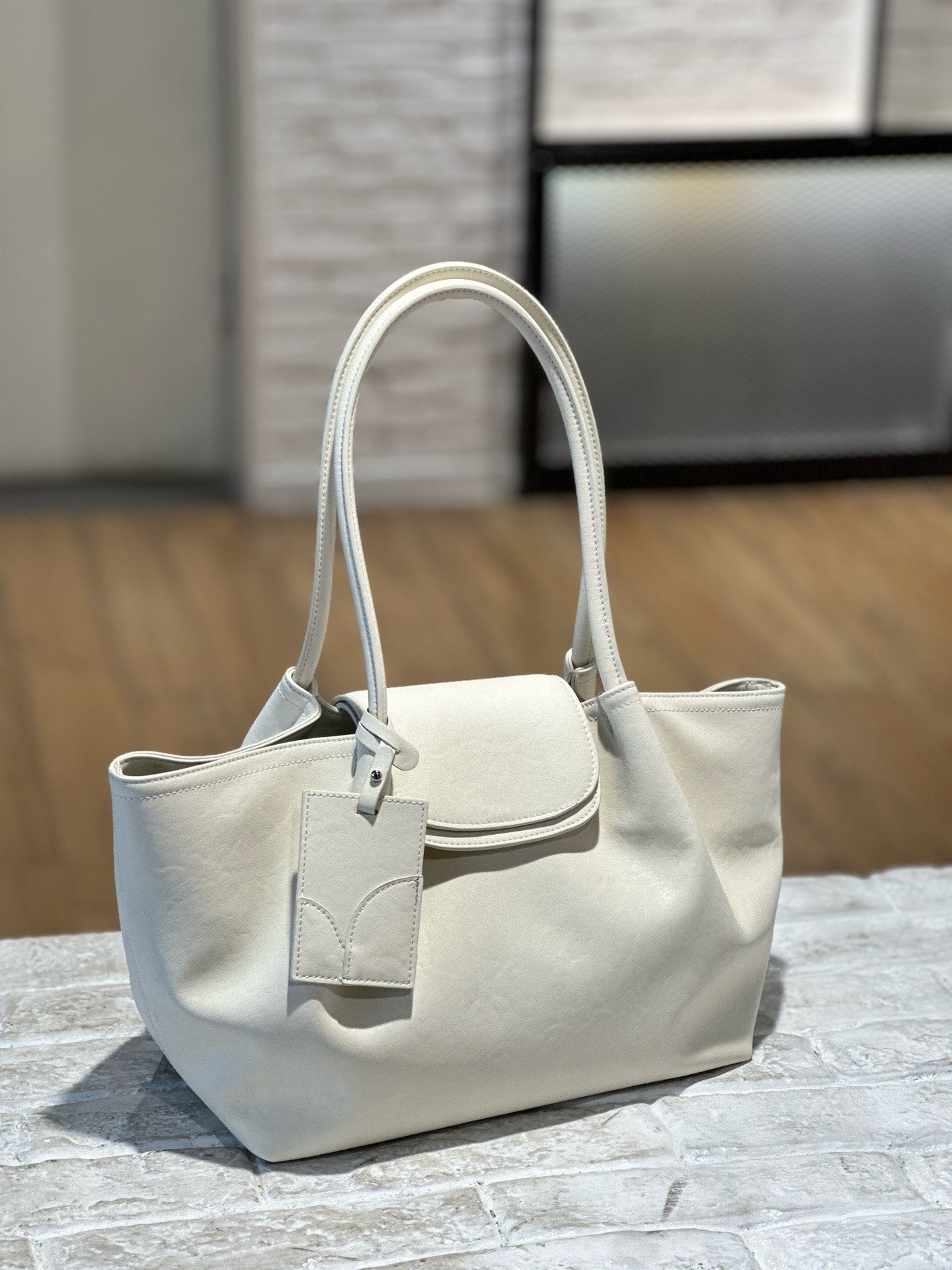 New Cross-Border Niche Design Genuine Leather Tote Bag, Versatile Vegetable-Tanned Leather High-End Shoulder Bag, Lazy Style Underarm Bag 4