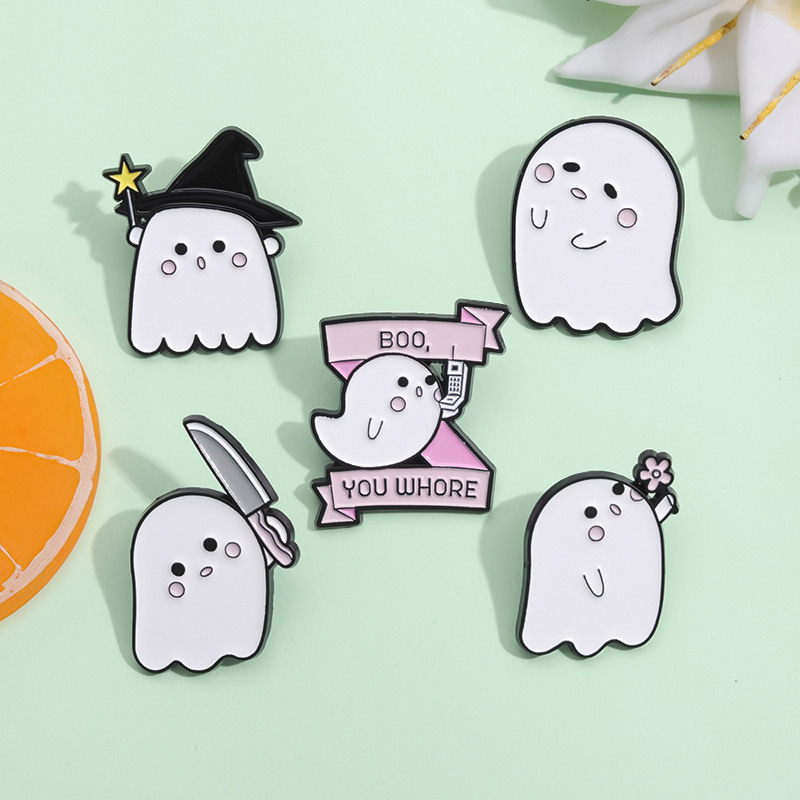 Title 1, Halloween Cute Little Ghost Modeling Golden M B...