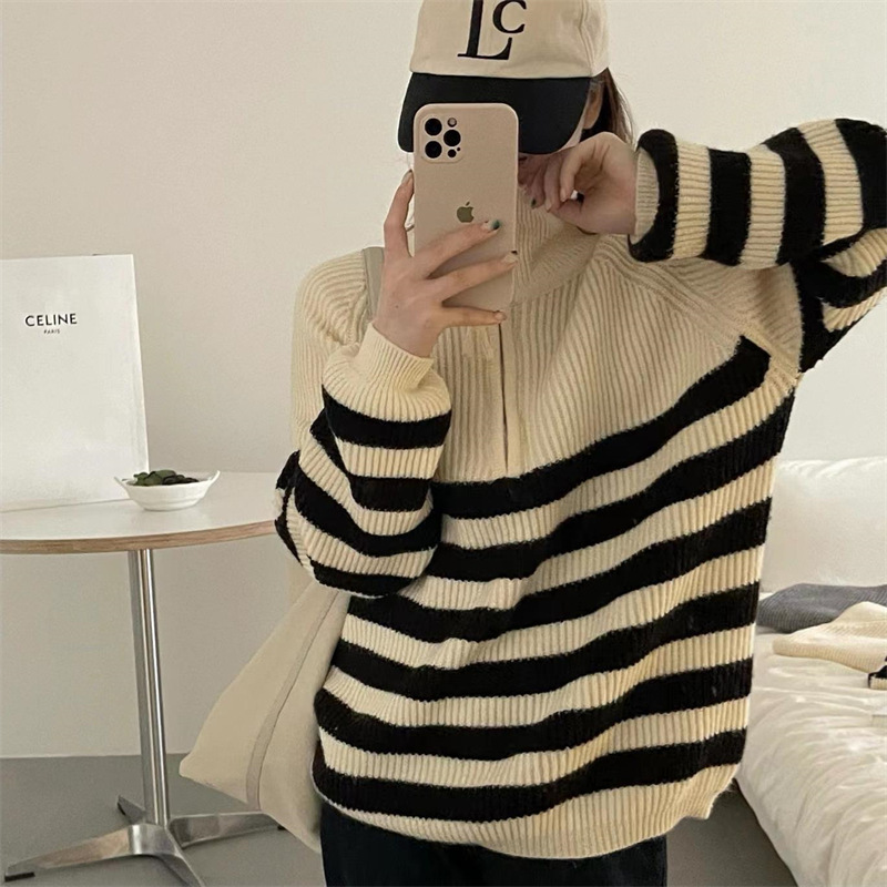 Fashionable And Slim Knitting Shirt For Women