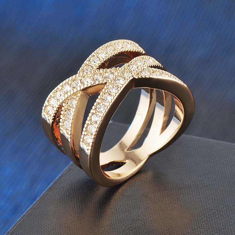 Factory Direct Supply Fashion Simple Hollow Encrusted Diamond Ring