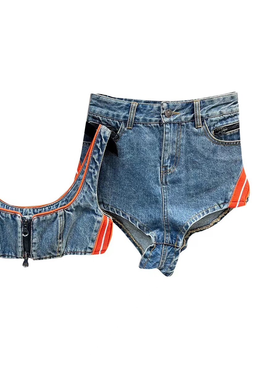 Title 1, Shorts di jeans da donna stile Spice Girl, un c...