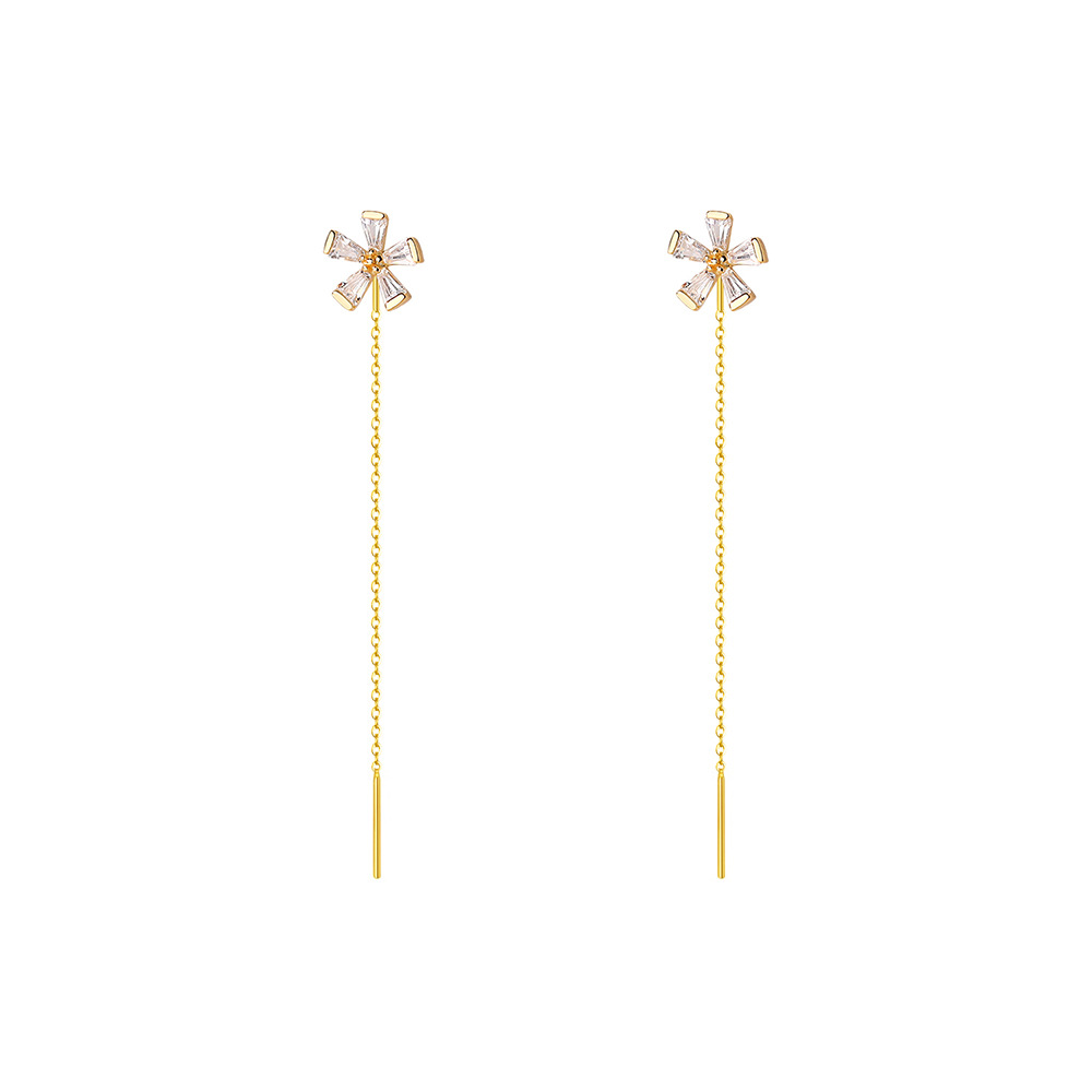 Women's Graceful And Fashionable Sterling Silver Zircon Flower Earrings